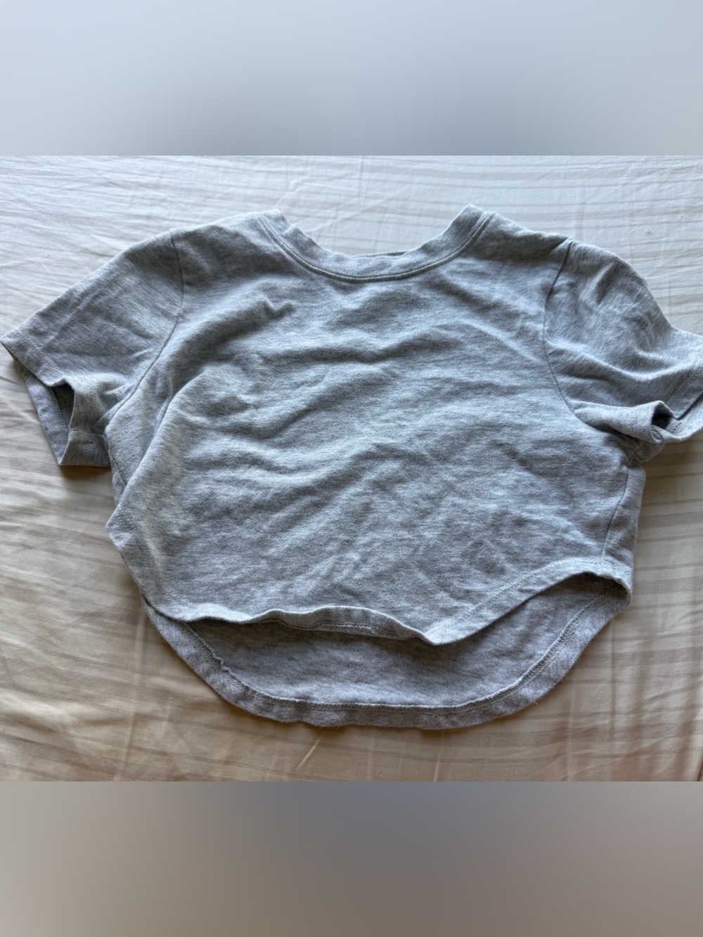 Short Sleeve Gray Tee - Casual Crop Top